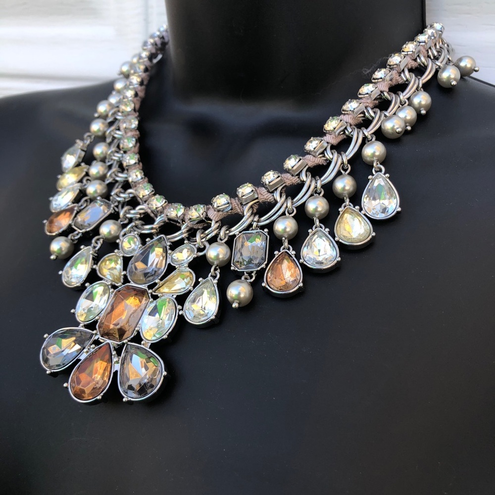 LOFT Neutral Rhinestone Necklace - Picture 2 of 14